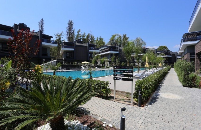 Luxurious Triplex Semi Detached Villa in Konyaalti Antalya 2