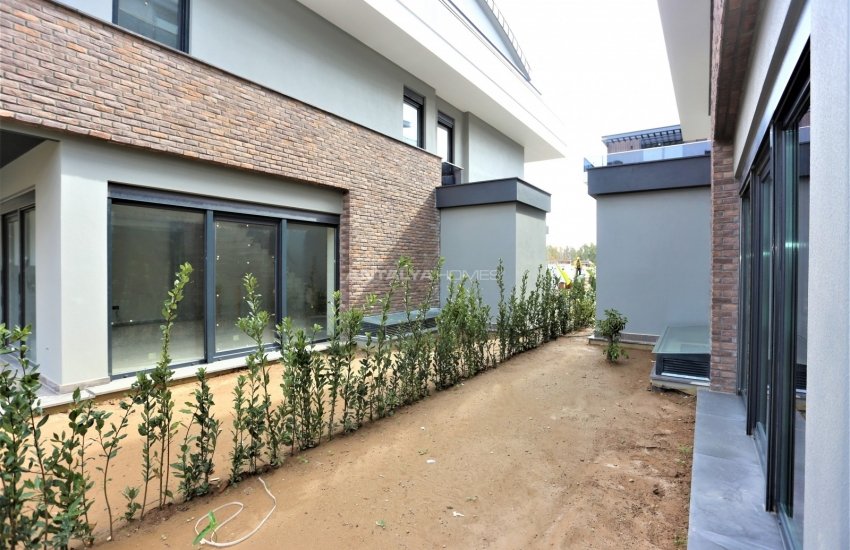 Luxurious Triplex Semi Detached Villa in Konyaalti Antalya 6