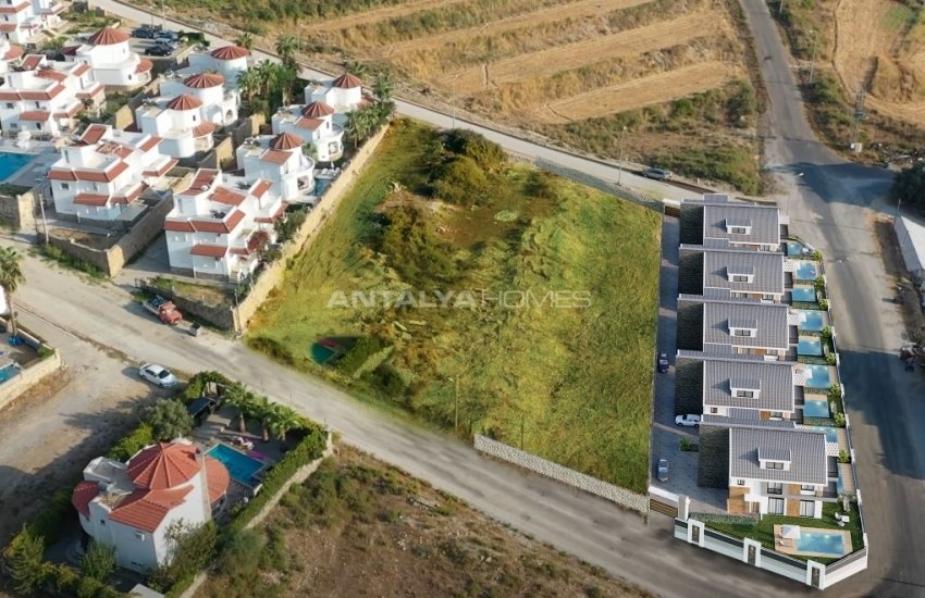 Villas Triplex Avec Piscine Privée Et Jardin À Alanya 2