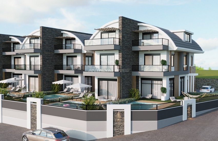 Villas Triplex Avec Piscine Privée Et Jardin À Alanya 12