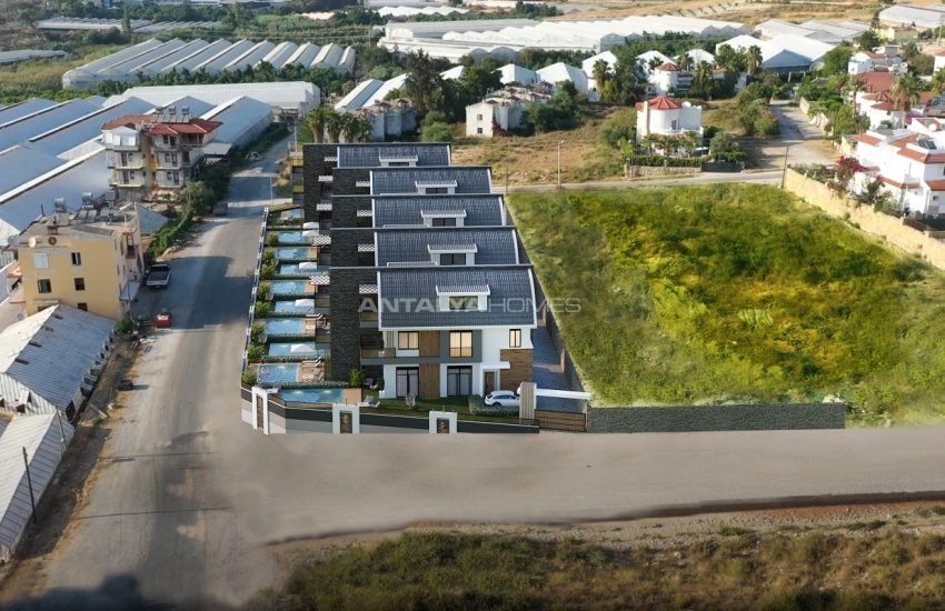 Villas Triplex Avec Piscine Privée Et Jardin À Alanya 3