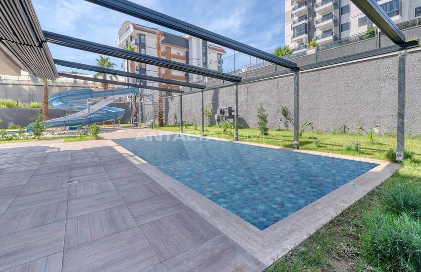 Alanya'da Sahile Yürüme Mesafesinde Kapsamlı Sitede Daireler 8