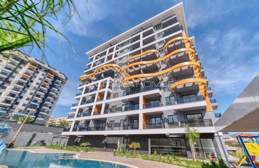 Alanya'da Sahile Yürüme Mesafesinde Kapsamlı Sitede Daireler 2