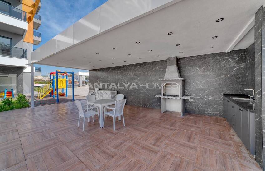 Alanya'da Sahile Yürüme Mesafesinde Kapsamlı Sitede Daireler 11