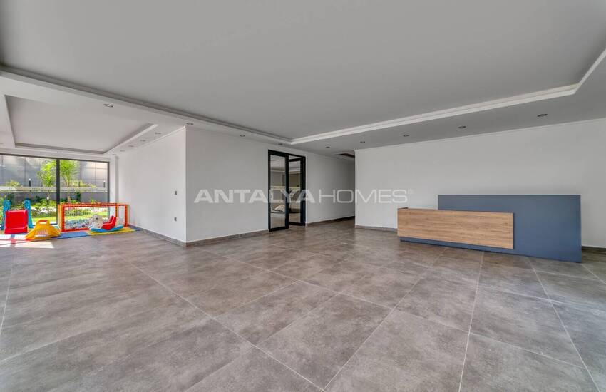 Alanya'da Sahile Yürüme Mesafesinde Kapsamlı Sitede Daireler 12