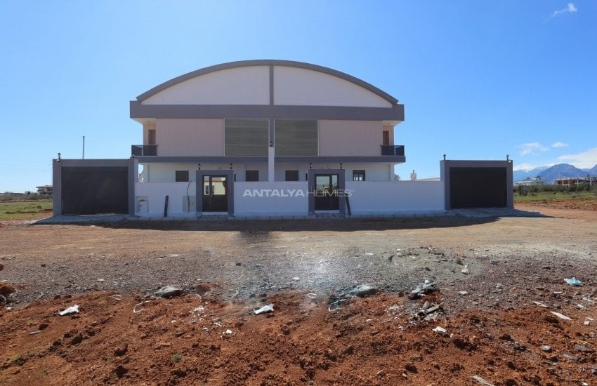 Semi-detached Villa with Rich Features in Dosemealti 2