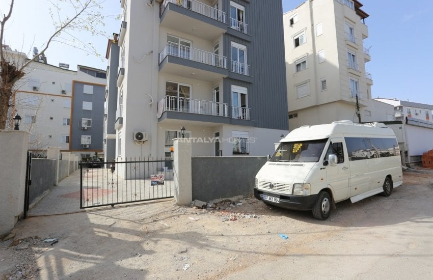 Modern Design Apartment with City View in Kizilarik Antalya 1