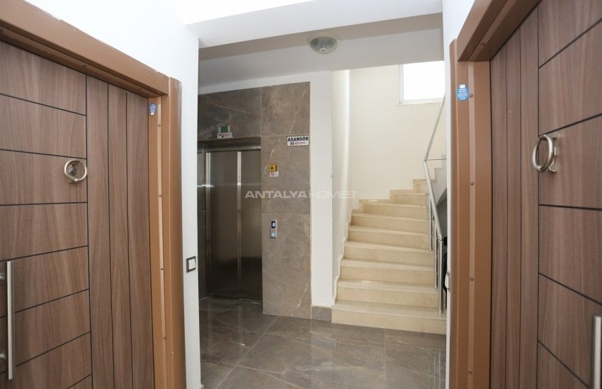 Modern Design Apartment with City View in Kizilarik Antalya 7