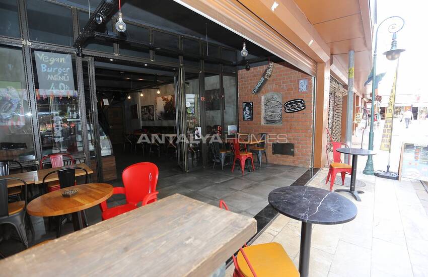 Cafe in Antalya Muratpasa Walking Distance of the Sea 4