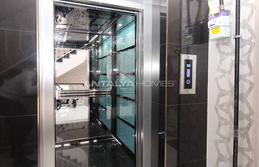 Key Ready Furnished Apartment on the Street in Lara Antalya 10