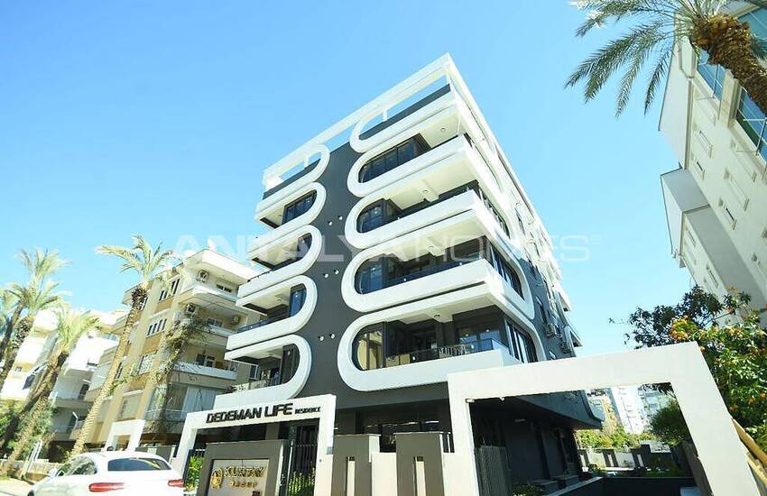 New Real Estate in Luxe Complex with Pool in Yesilbahce Lara 1