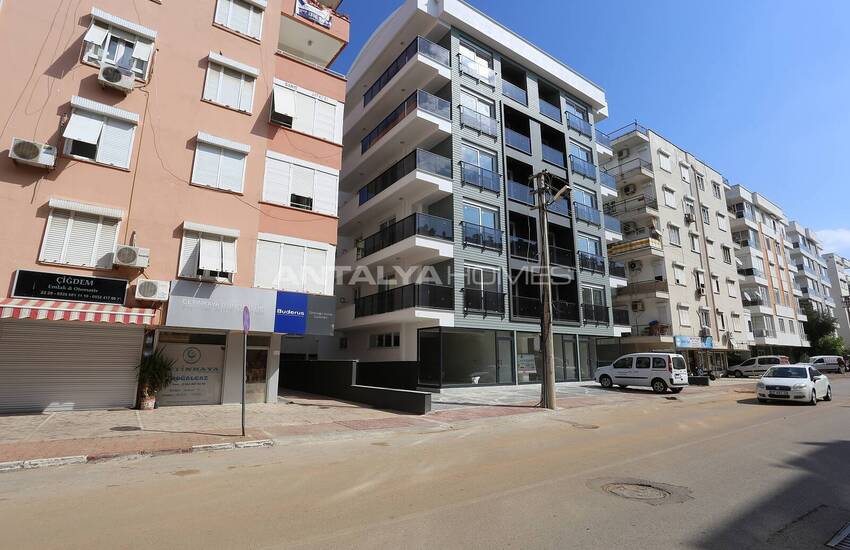 Spacious Apartments in Central Location in Muratpasa 3