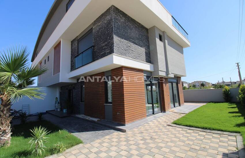 Luxe Villa with Smart Home System in Antalya Muratpasa