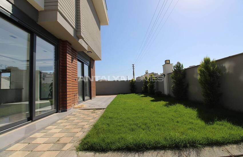 Antalya Muratpaşa’da Akıllı Ev Sistemi Bulunan İkiz Villa 4