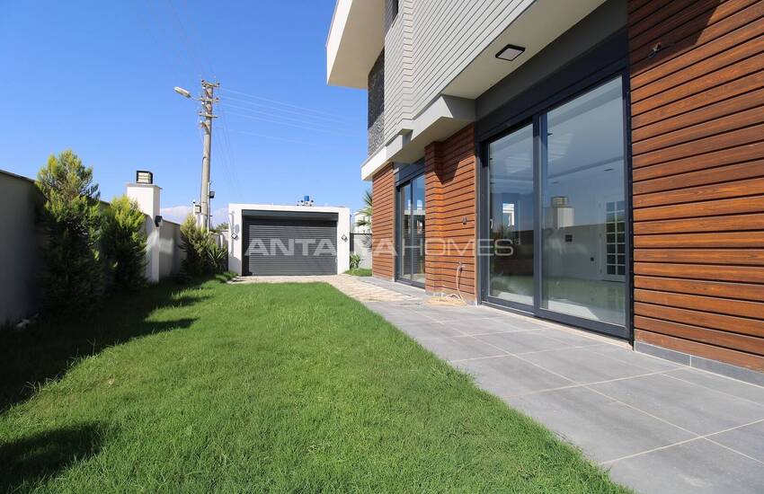 Antalya Muratpaşa’da Akıllı Ev Sistemi Bulunan İkiz Villa 5