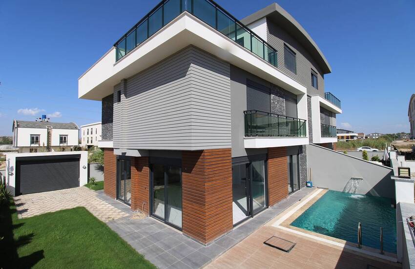 Stilistische Villa Met Smart Home-systeem In Antalya Muratpasa 0