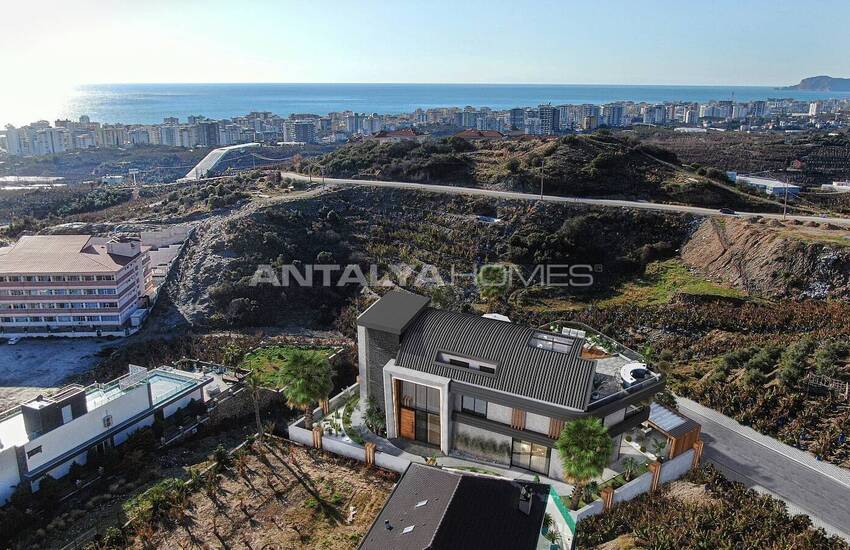 Alanya Kargıcak'ta Doğa İle İç İçe Konumda Manzaralı Şık Villa 8