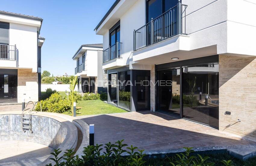 Modern Villas with Private Gardens in Muratpasa Antalya 3