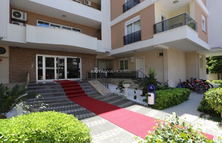 Contemporary Apartment with Mountain View in Antalya 5