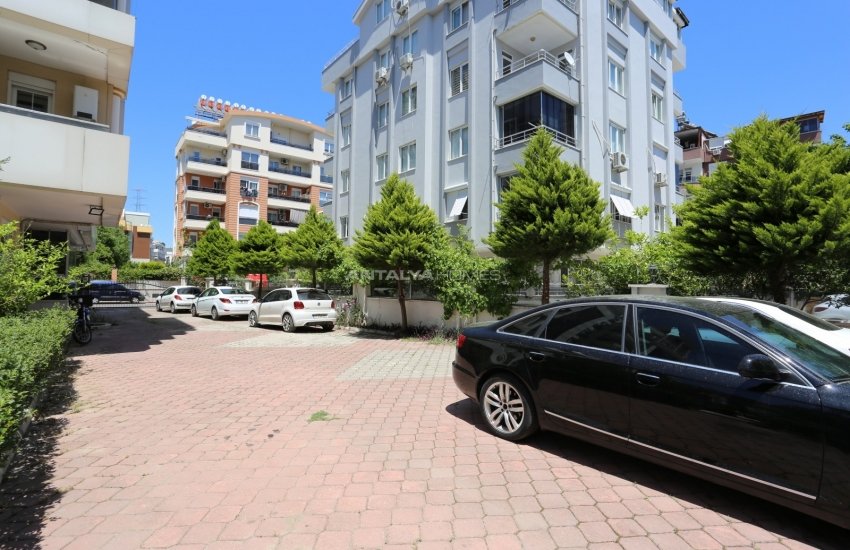 Contemporary Apartment with Mountain View in Antalya 7