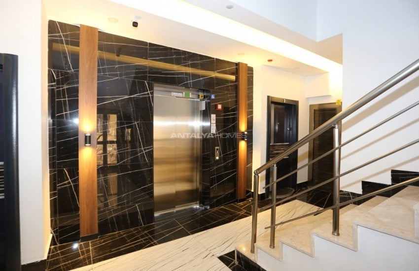 Stylish Apartment Within Walking Distance to Sea in Antalya 10