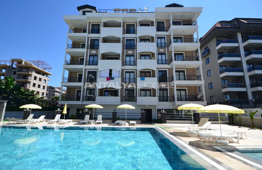 Alanya'da Kapsamlı Sitede Deniz Manzaralı Daireler 7