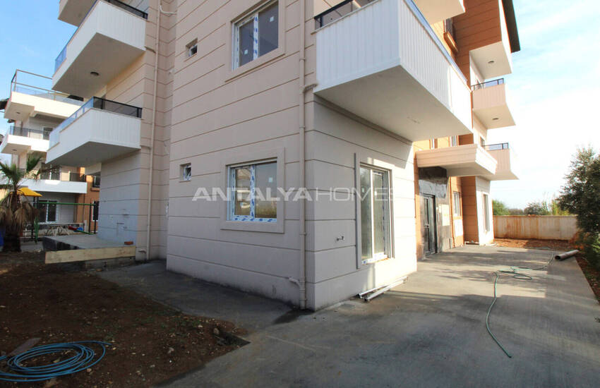 Antalya Kadriye’de Tüm Olanaklara Yakın Modern Daireler 8