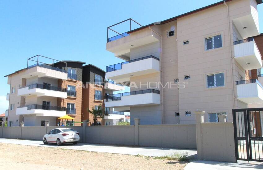 Antalya Kadriye’de Tüm Olanaklara Yakın Modern Daireler 7