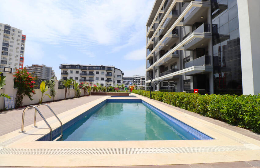 Appartements Dans Un Quartier Résidentiel D'antalya Altintas