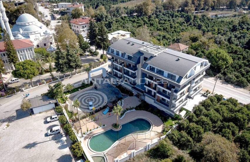 Chic Properties in a Complex with Rich Amenities in Oba Alanya 1