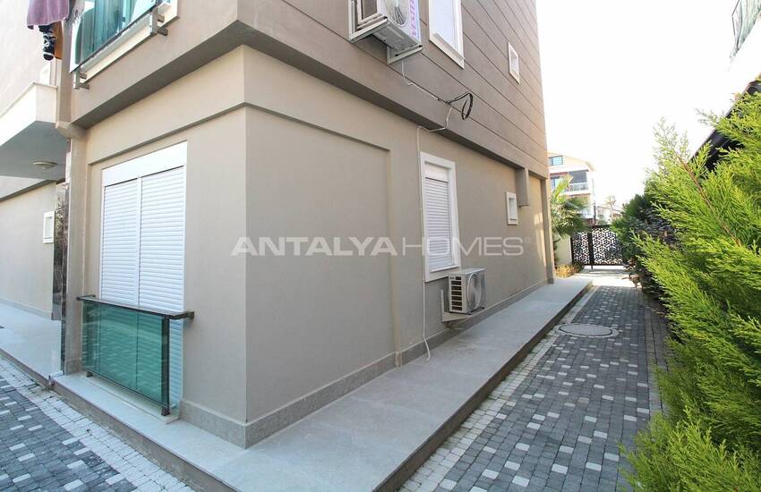 آپارتمان آماده تحویل در نزدیکی زمین های گلف در بلک 12