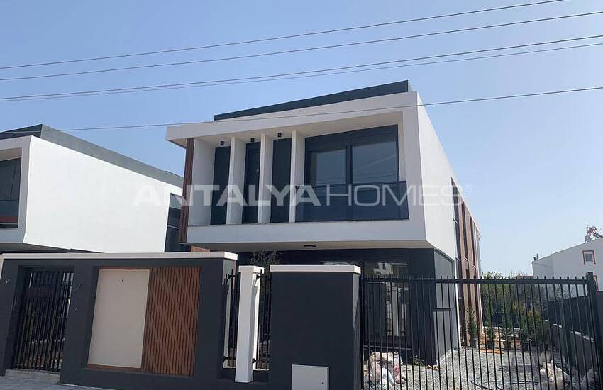 Stylish Villa Close to Airport and Coast in Muratpasa Antalya 4