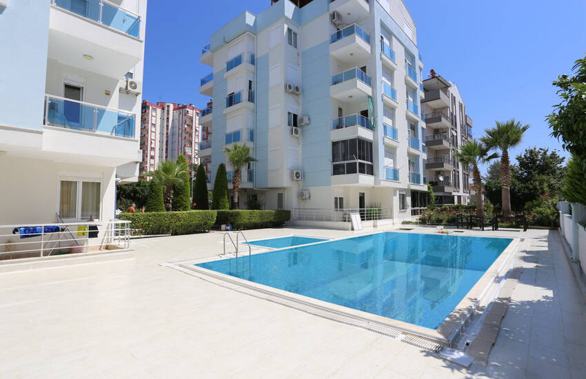 Möblierte Wohnung In Einem Komplex Mit Pool In Hurma Antalya