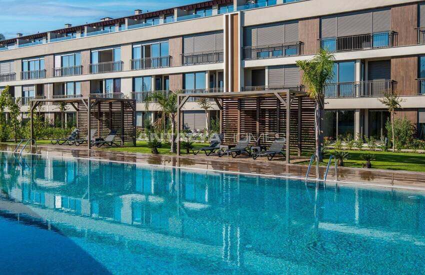 Chic Apartments in Complex with Amenities in Antalya Lara 2