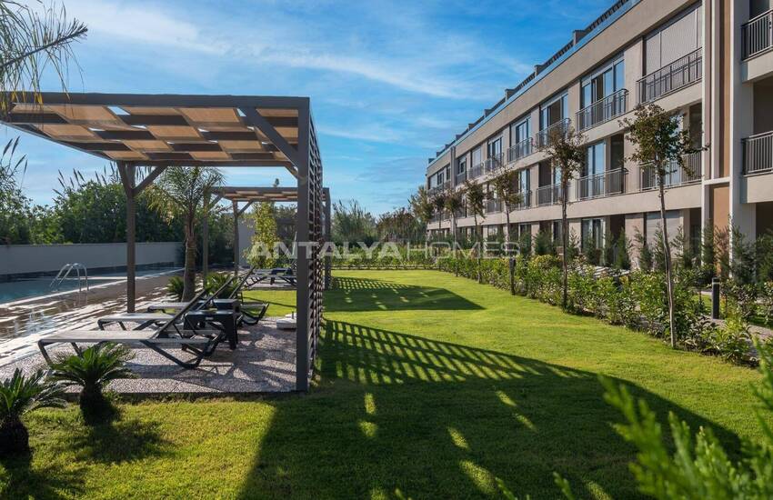 Chic Apartments in Complex with Amenities in Antalya Lara 5