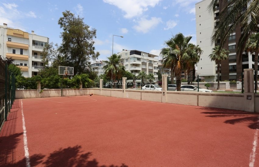 Furnished Apartment 50 M From the Sea in Konyaaltı Antalya 4