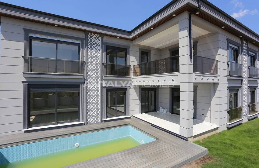 Spacious Villa with 4 En-suite Bathrooms in Dosemealti 1