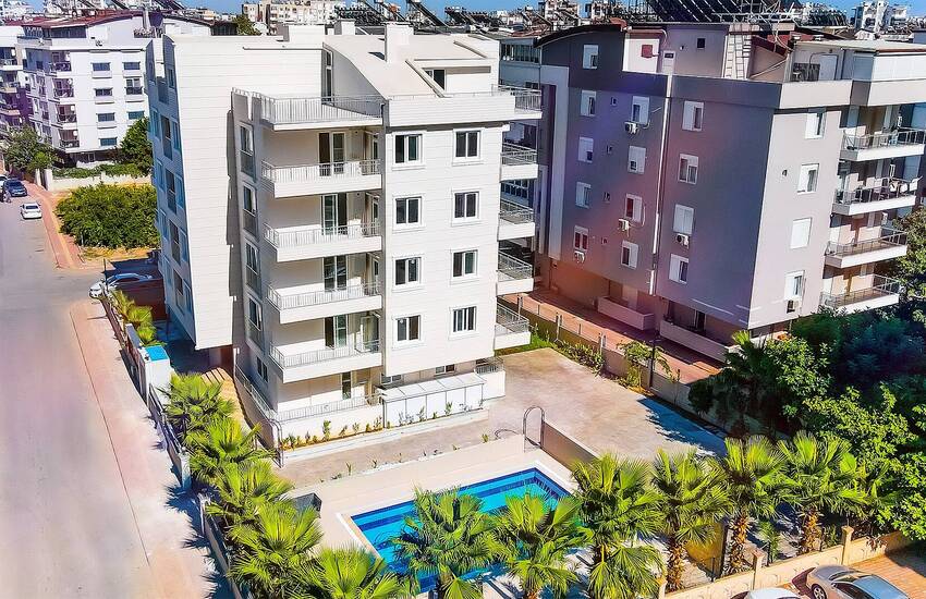 Wohnungen Mit Bergblick Und Pool In Konyaalti Antalya