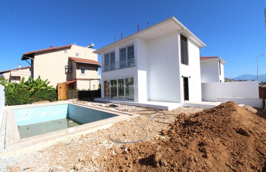 Detached Villa with Large Garden and Private Pool in Kadriye 4