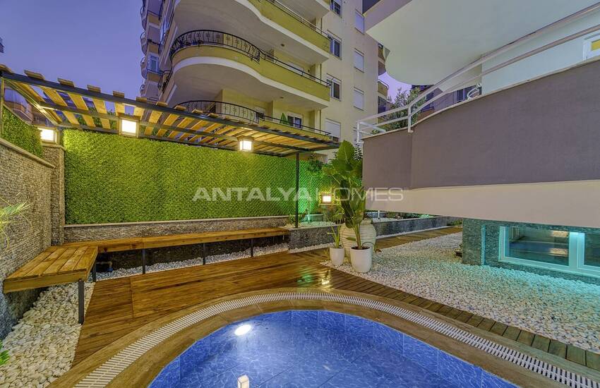 Real Estate in Project with Swimming Pool in Mahmutlar Alanya 14