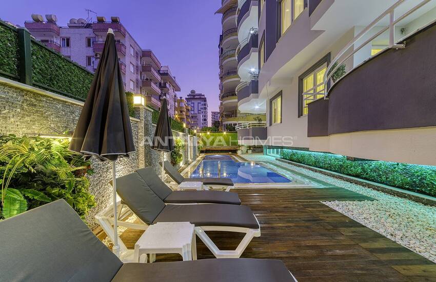 Real Estate in Project with Swimming Pool in Mahmutlar Alanya 15