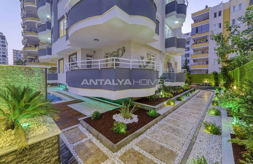 Real Estate in Project with Swimming Pool in Mahmutlar Alanya 6