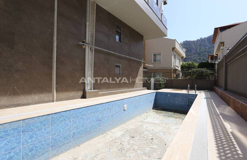 Apartment with Mountain View and Pool in Antalya Konyaalti 3
