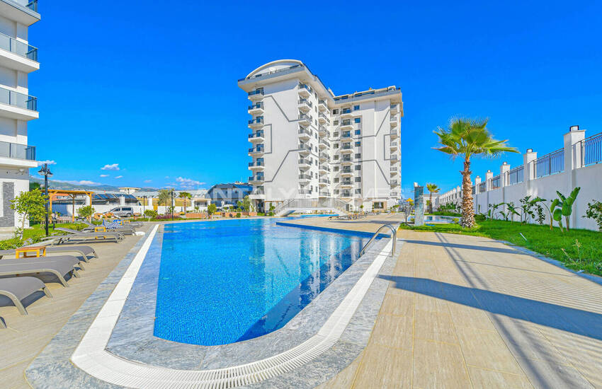 Properties in Complex with Shuttle Service to Sea in Alanya 2