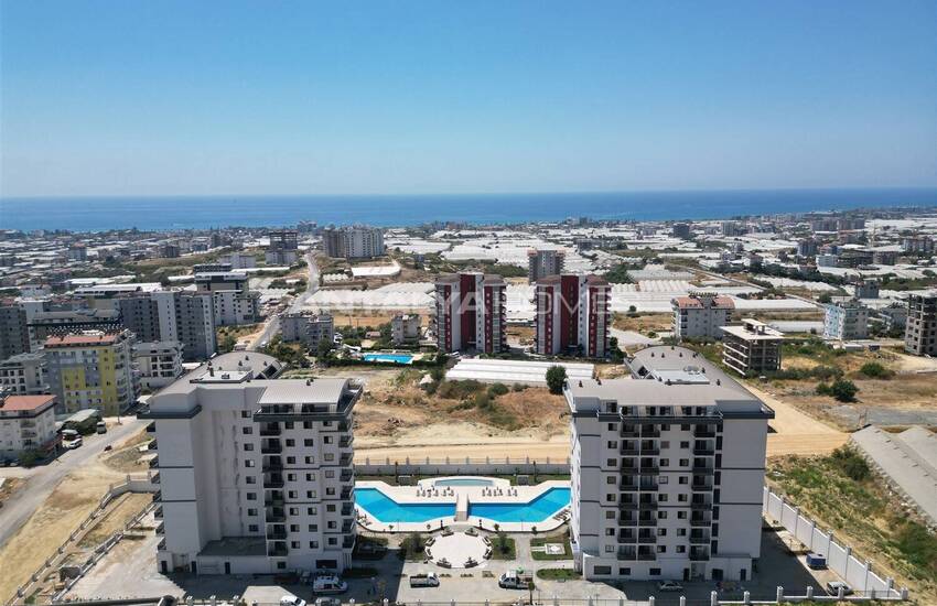 Properties in Complex with Shuttle Service to Sea in Alanya