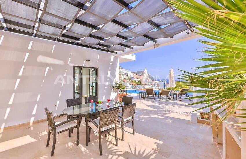 Luxe Villa with Private Infinity Pool in Kalamar Kalkan 35