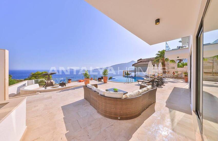 Luxe Villa with Private Infinity Pool in Kalamar Kalkan 37