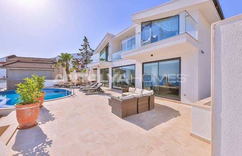 Luxe Villa with Private Infinity Pool in Kalamar Kalkan 38