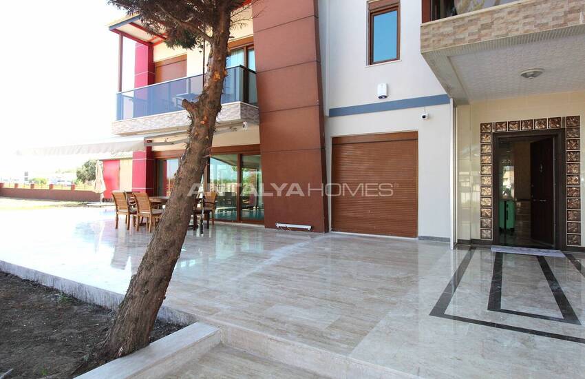 Furnished Villa with Private Pools and Garden in Belek 14