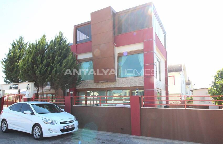 Furnished Villa with Private Pools and Garden in Belek 20